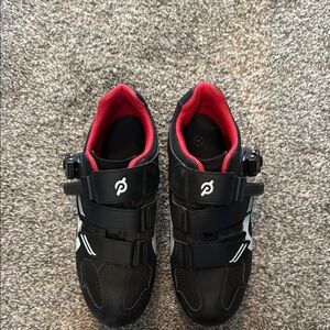 Black Cycling Shoes with Red Interior
